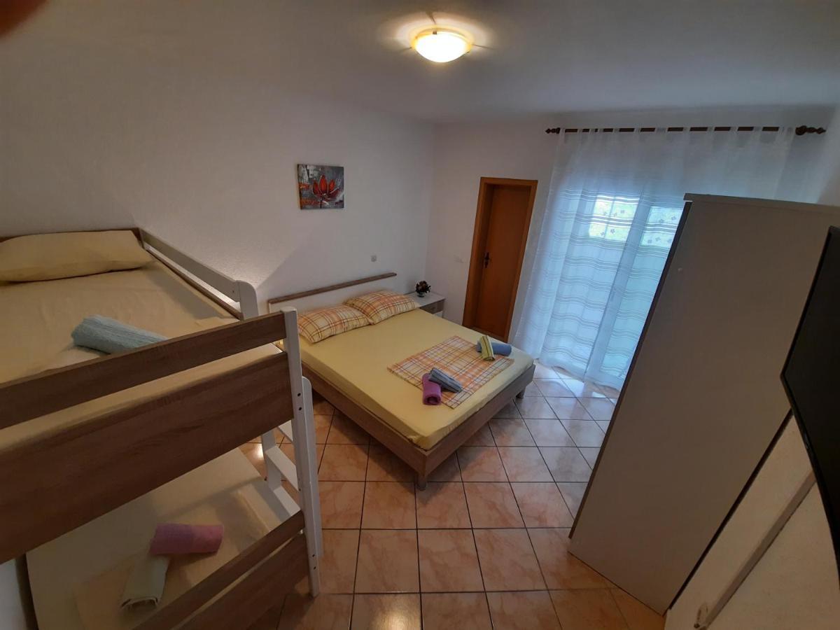 Studio Apartmani Ravlic Makarska Exteriör bild