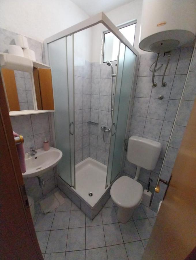 Studio Apartmani Ravlic Makarska Exteriör bild