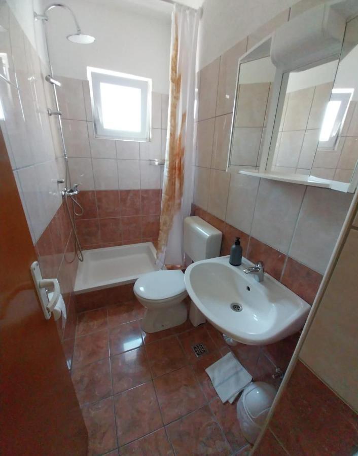 Studio Apartmani Ravlic Makarska Exteriör bild