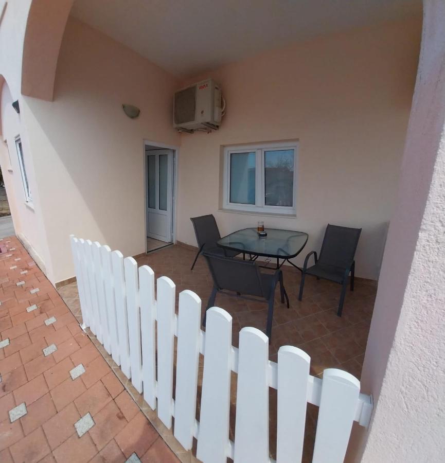 Studio Apartmani Ravlic Makarska Exteriör bild